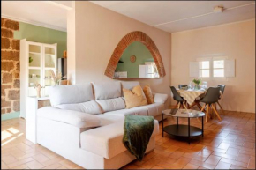 Cal Robusto, Apartament in Masía with horses